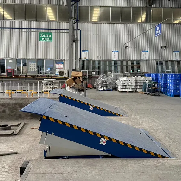 dock-leveler-for-warehouse